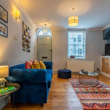 Two Bedroom House In Canterbury City Centre Exterior photo